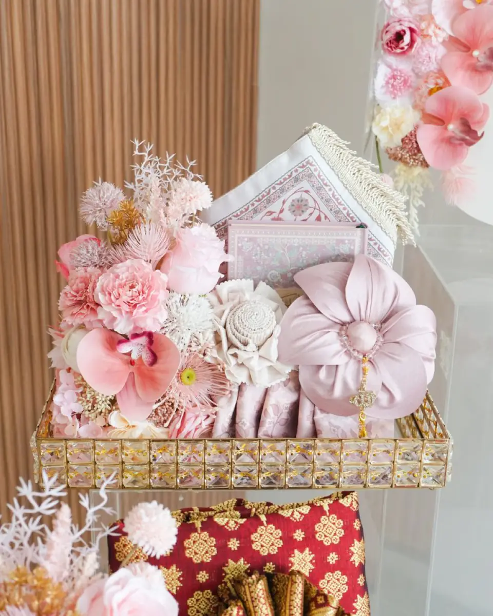 Seserahan Crystal Gold best seller ADA Project